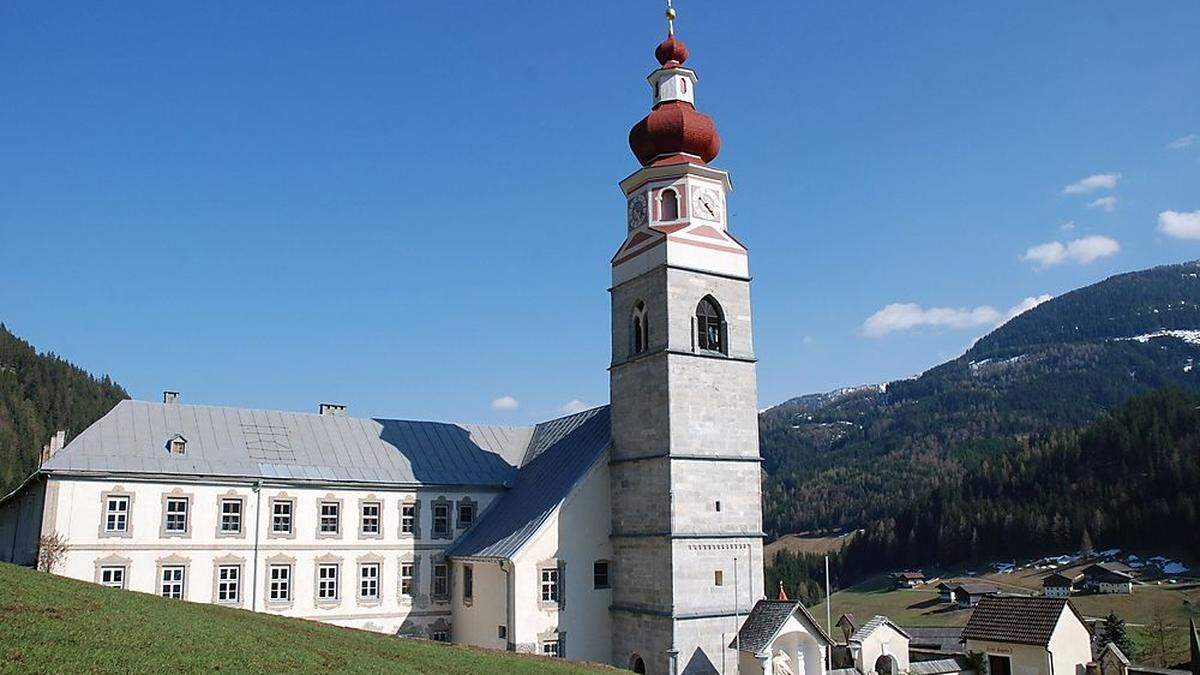 Das Kloster, das an die Wallfahrtskirche Maria Luggau angrenzt, soll zum Hotel werden