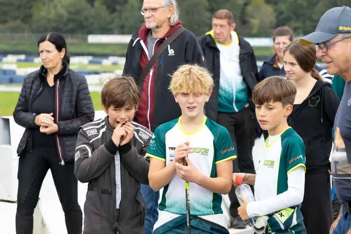 Der traditionsreiche Bewerb zog nicht nur Motorsportbegeisterte aus der gesamten Steiermark an, sondern bot auch spannende Rennen in verschiedenen Alters- und Leistungsklassen.
