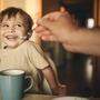 Statt Brokkolistreit und Zuckerangst soll mehr Gelassenheit Eltern und Kindern helfen