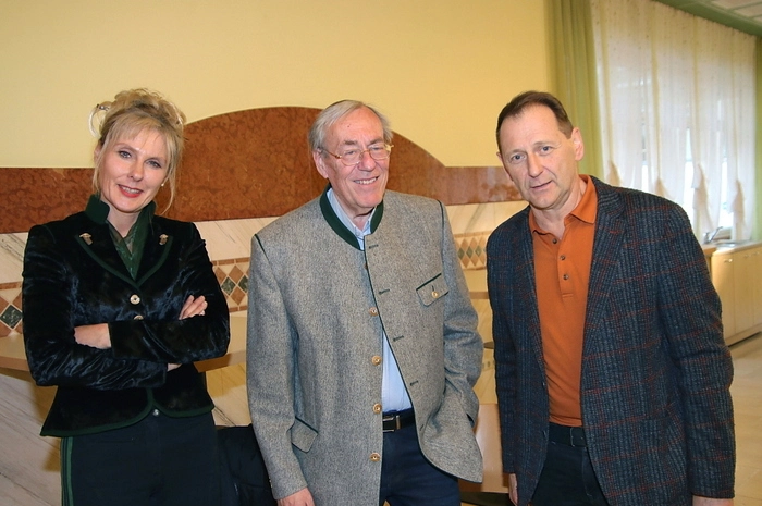 ... sein Stellvertreter Kurt Christof, Alt-Bürgermeister Ernst Meixner und Evelyne Oswald vom Stadtmarketing Voitsberg (von rechts).