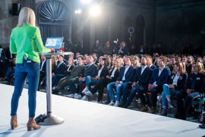 Begrüßt wurden sie von Präsidentin Roswitha Stadlober, die auch die neue Marke "Ski Austria" präsentierte.