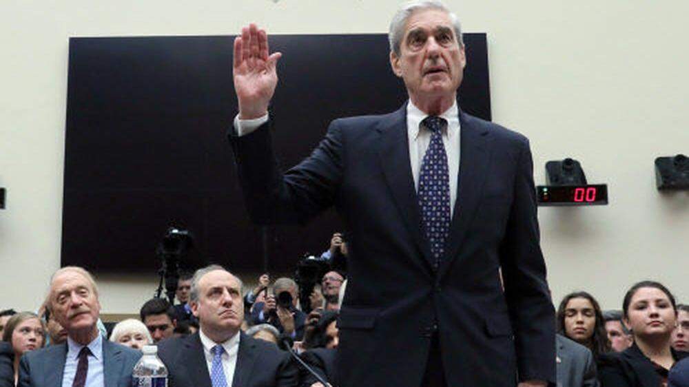 Mueller unter Eid im Repräsentantenhaus.