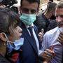 Emmanuel Macron verspricht einer Libanesin Hilfe