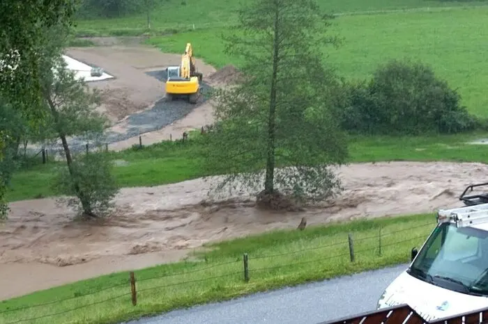 Großflächige Überschwemmungen waren die Folge.