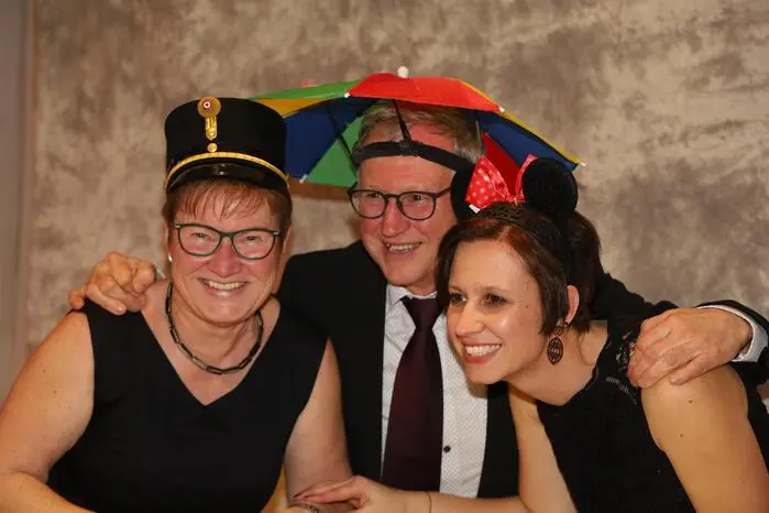 Die Stadtmusikanten sorgten auch mit einem großen Glückshafen sowie Foto-Accessoires für ausgelassene Stimmung