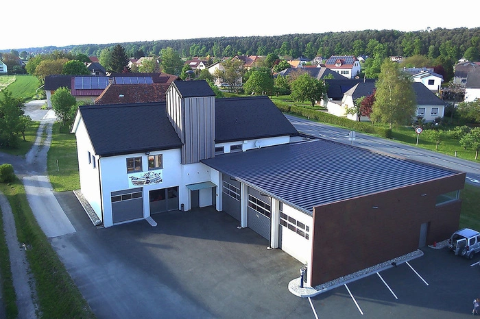 ...wurde das neue Rüsthaus der FF-Großsteinbach eröffnet.