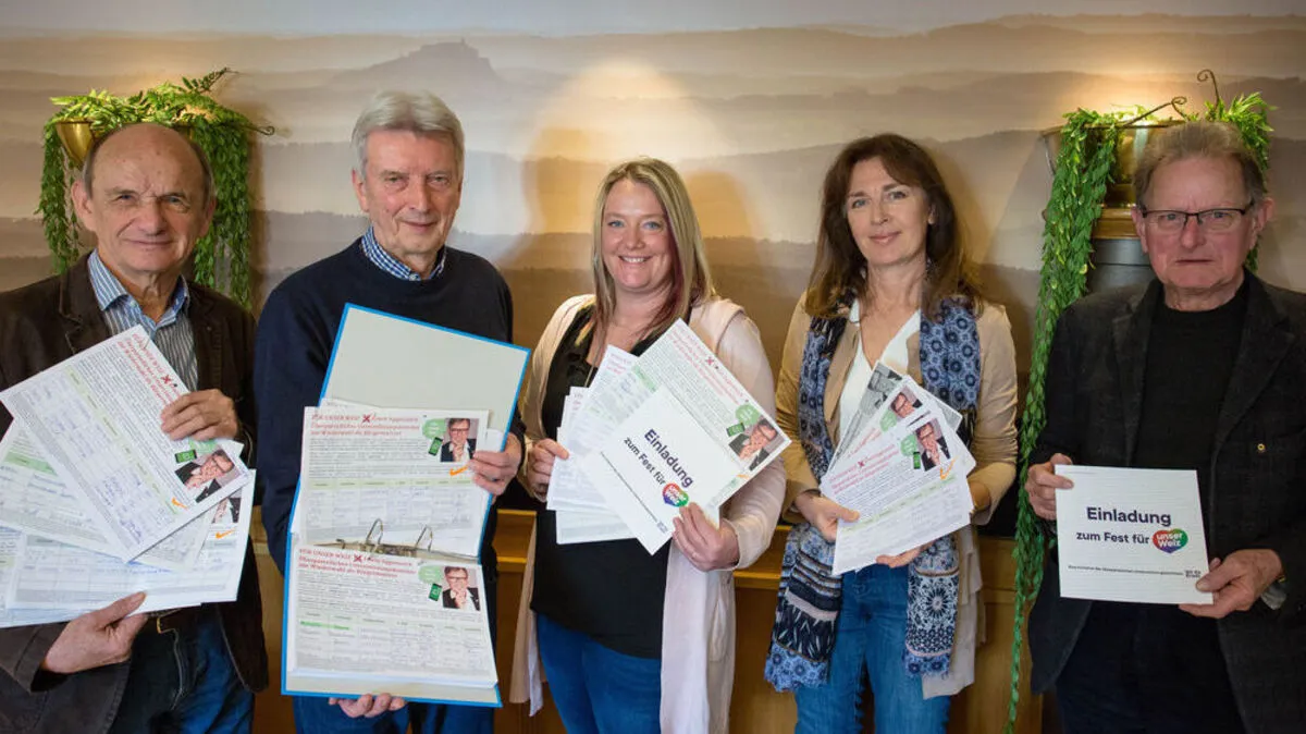 Mitglieder des Unterstützungskomitees: ATUS-Obmann Hans Hirschberger, Ex-Bürgermeister Helmut Kienreich, Lee-Ann Brenner (Obfrau Kinderfreunde Weiz), Musikerin Andrea Waldeck und Architekt Elmar Hauser 