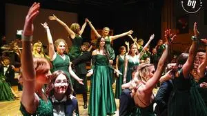 Die Polonaise bildete den fulminaten Auftakt