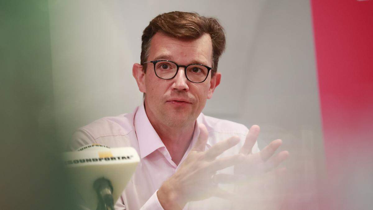 Philipp Pointner (Neos) ist der Vorsitzende des Kontrollausschusses