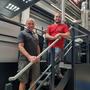 Dietmar Zotter und Robert Schinnerl arbeiten bei der Firma Rondo in St. Ruprecht an der Raab als Druckstufenvortechniker und Drucktechniker