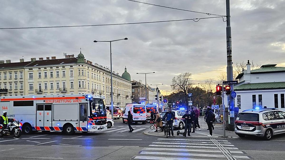 Einsatzkräfte am Dienstag bei der U4-Station Schönbrunn in Wien