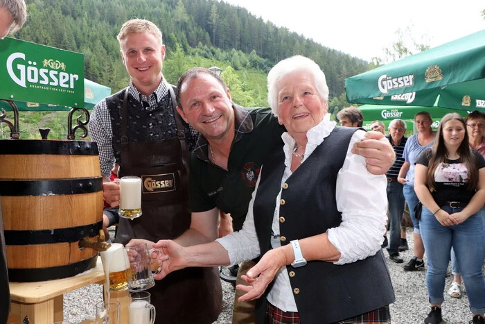 Klicken Sie sich durch die Fotos!