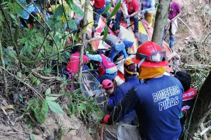 Es ist bereits das siebente Busunglück in Ecuador seit dem 12. August. Dabei starben insgesamt 63 Menschen.
