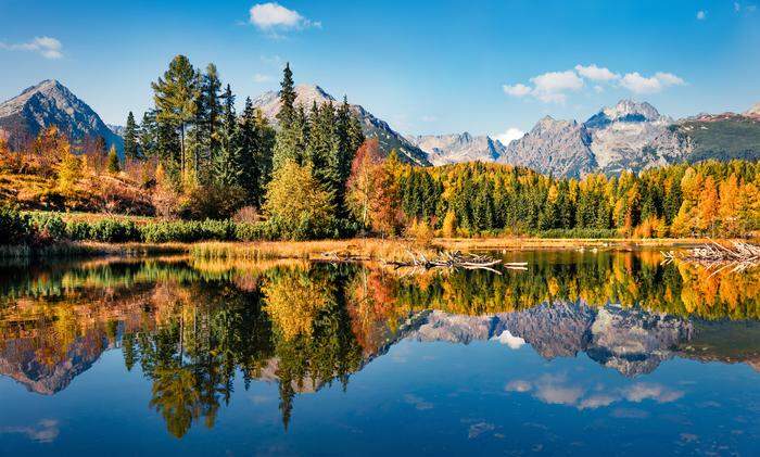 Der See von Štrbské Pleso in der Hohen Tatra