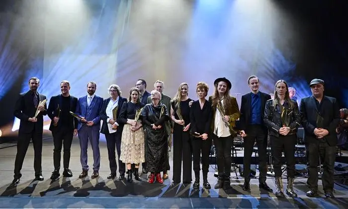 Die versammelten Preisträger.