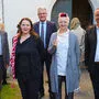 Diözesanbischof Josef Marketz, Kuratorin Tanja Prušnik, Bürgermeister Alexander Thoma und die Künstler Victoria Coeln und Armin Guerino
