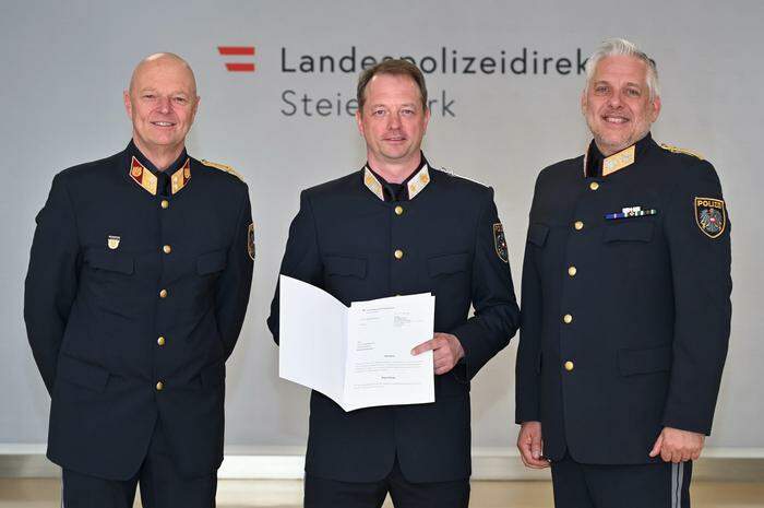 Der Weizer Bezirkspolizeikommandant Harald Eppich, Christian Friesenbichler und stellvertretender Landespolizeidirektor Joachim Huber 
