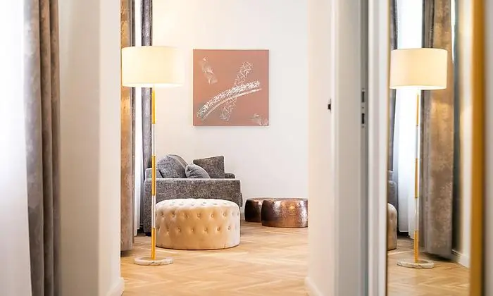 Ob Blau oder Altrosa: Jede  Wohnung hat ihr eigenes  Farbkonzept. 