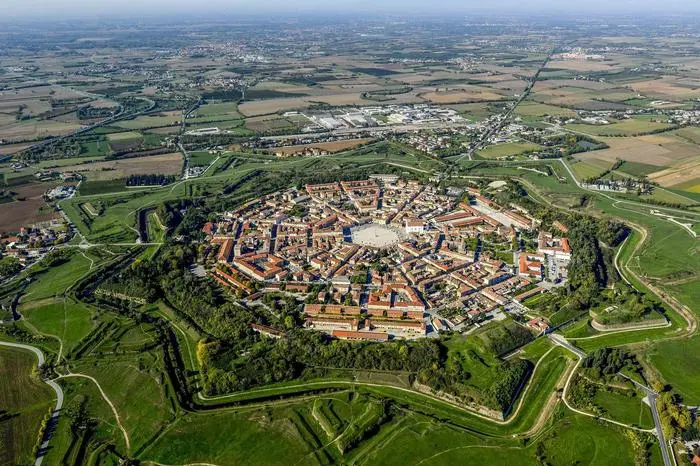 Radfahrern im Collio, Routen von Amare in Bici, Promo Tourismo IT