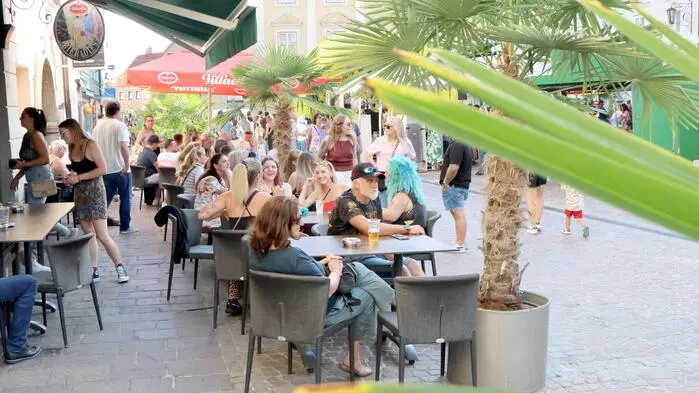 Auch heuer stand die Bezirkshauptstadt St. Veit am ersten Ferienwochenende im Mittelpunkt eines großen Stadtfestes. Bis in die Abendstunden standen Musik, Kreativität sowie Kulinarik im Mittelpunkt der Feierlichkeiten. 