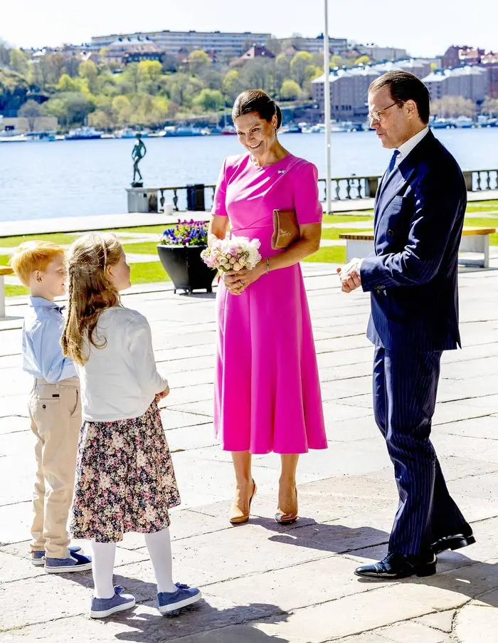 07-05-2024 Denmark Crown Princess Victoria and Prince Daniel arriving for a lunch at the city hall in Stockholm on the 2nd and last day of the 2 day statevisit to Sweden. Â PUBLICATIONxINxGERxSUIxAUTxONLY Copyright: xPPEx