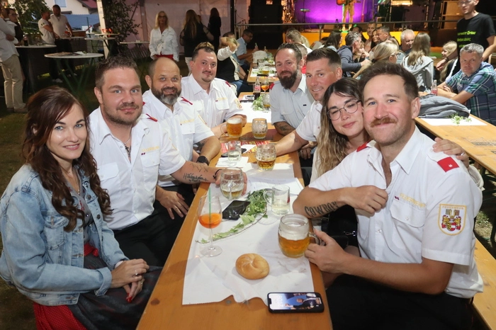 Einige befreundete Wehren aus der Gemeinde St. Andrä besuchten ebenso das Fest der FF Pölling.