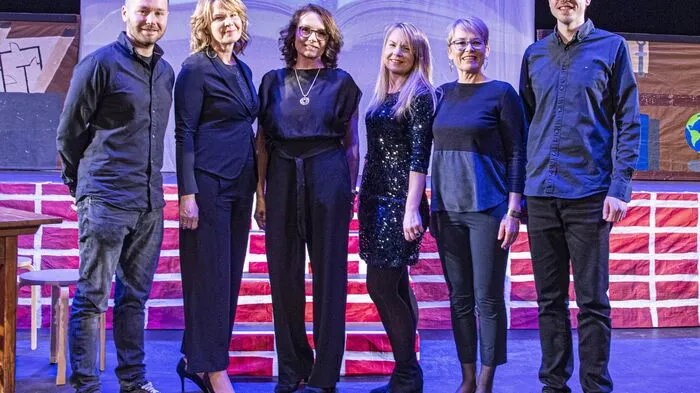 Schüler der vierten Musikklasse der Musikmittelschule Gerlitz Hartberg begeisterten in der Stadtwerke Hartberg Halle mit ihrem Musical „Once upon a Time – Die märchenhafte Zeitmaschine“.