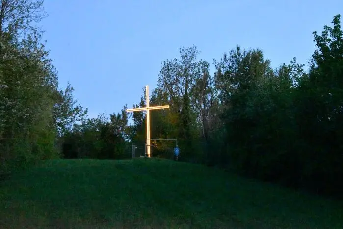 Das Osterlicht am Schiberg leuchtete dabei den Weg