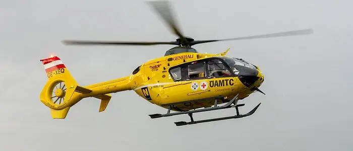 Mit einem Notarzthubschrauber musste die Seniorin ins Krankenhaus geflogen werden