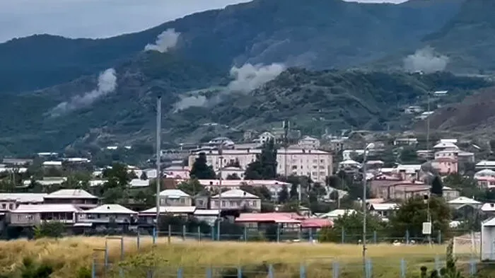 Fast zwei Tage lag Berg-Karabach unter Beschuss. Die russischen "Friedenssoldaten" konnten die Eskalation nicht unterbinden.