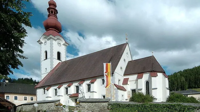 Unbekannte Täter räumten den Opferstock der Sirnitzer Kirche aus