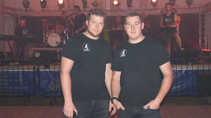 Manuel Heibl und Martin Katz luden zum Sommerfest (von links)