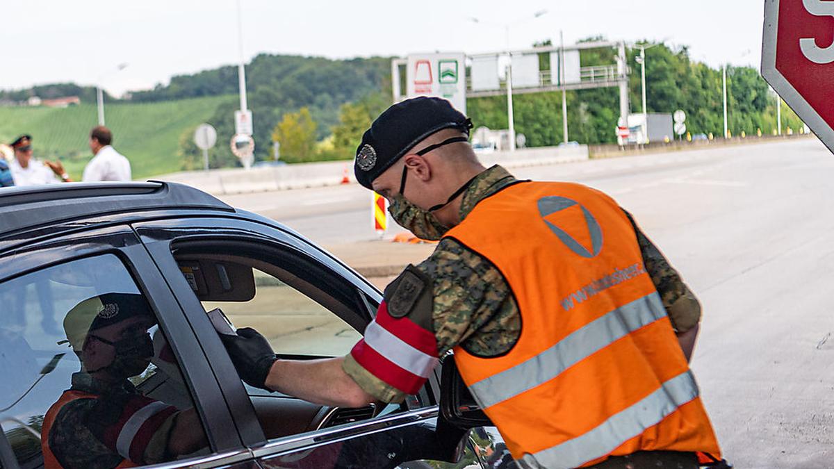 Bundesheer-Angehörige wurden zur Unterstützung an die Grenzen beordert 