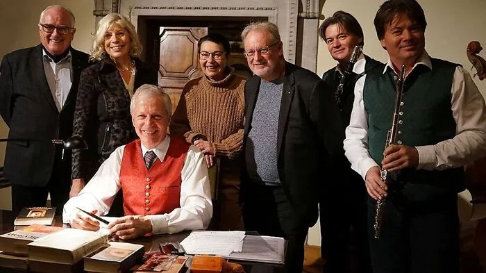 Gert Thalhammer, Ingrid Sommer, Dompropst Engelbert Guggenberger, Irmgard Linder, Dechant Ernst Windbichler, Peter Pichler, Lorenz Pichler