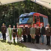 Am Sonntag wurde feierlich das neue Feuerwehrfahrzeug in Betrieb genommen