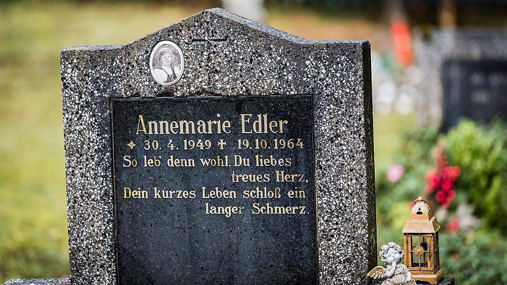 Annemarie Edler fand auf dem Friedhof in St. Vinzenz die letzte Ruhestätte. Auch die Kleine Zeitung berichtete 1964 vom Verbrechen