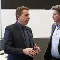 FPÖ-Chef Erwin Angerer (links) kritisiert Landeshauptmann Daniel Fellner (SPÖ)