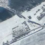 Ein Satellitenbild vom 4.2. zeigt Truppen und Ausrüstung in Belarus an der Grenze zur Ukraine