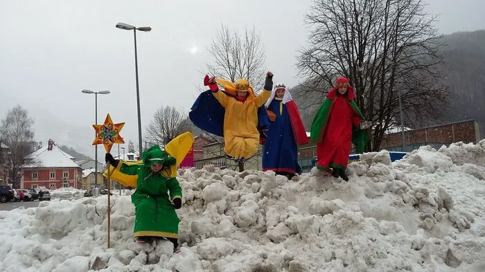 Die Sternsinger sind im gesamten Bezirk Leoben unterwegs - etwa im Liesingtal, Eisenerz oder der Stadt Leoben.