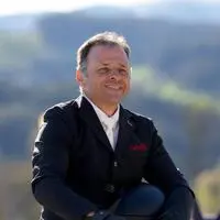 In Gniebing betreibt Markus Saurugg einen Reithof und ein Kleinbusunternehmen