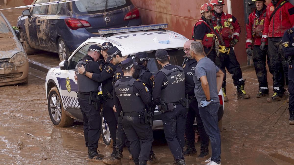 Polizisten betrauern den Tod eines Kollegen