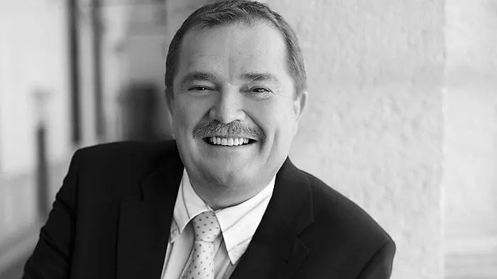 Herbert Roßmann ist im 61. Lebensjahr verstorben