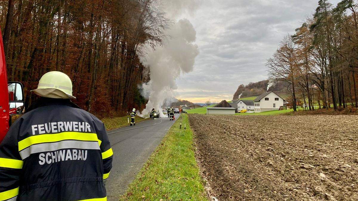 Drei Feuerwehren wurden zu dem Einsatz gerufen