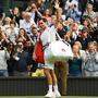Roger Federer verabschiedete sich von Wimbledon - ob es sein letzter Auftritt am &quot;Heiligen Rasen&quot; war, ließ er offen