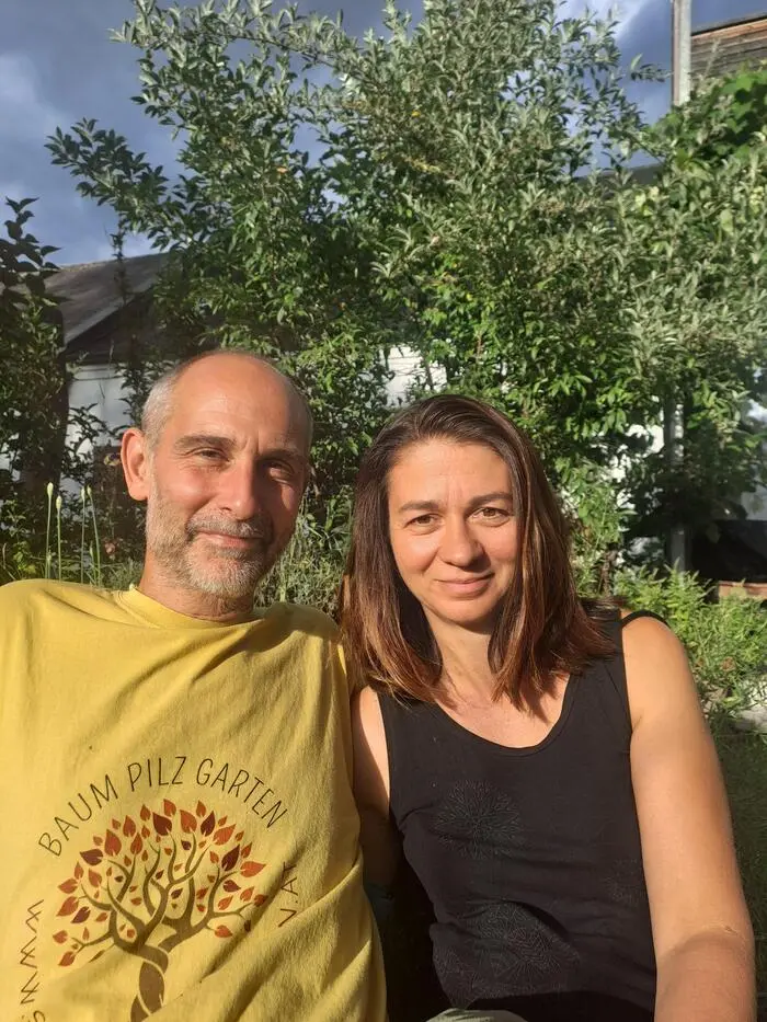 Seit 2015 betreiben Daniela Rechberger und Niko Reinberg in Baumgarten bei Gnas die kleine Landwirtschaft „Baum Pilz Garten“