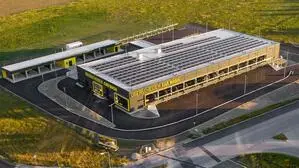 Das Unternehmen Oberscheider plant den Bau einer modernen Waschanlage (Symbolfoto)