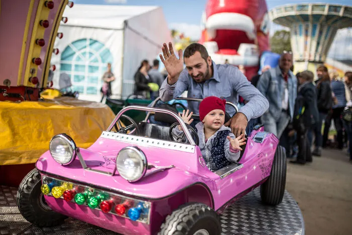 Während der Fahrt bitte nicht mit dem Chauffeur sprechen!