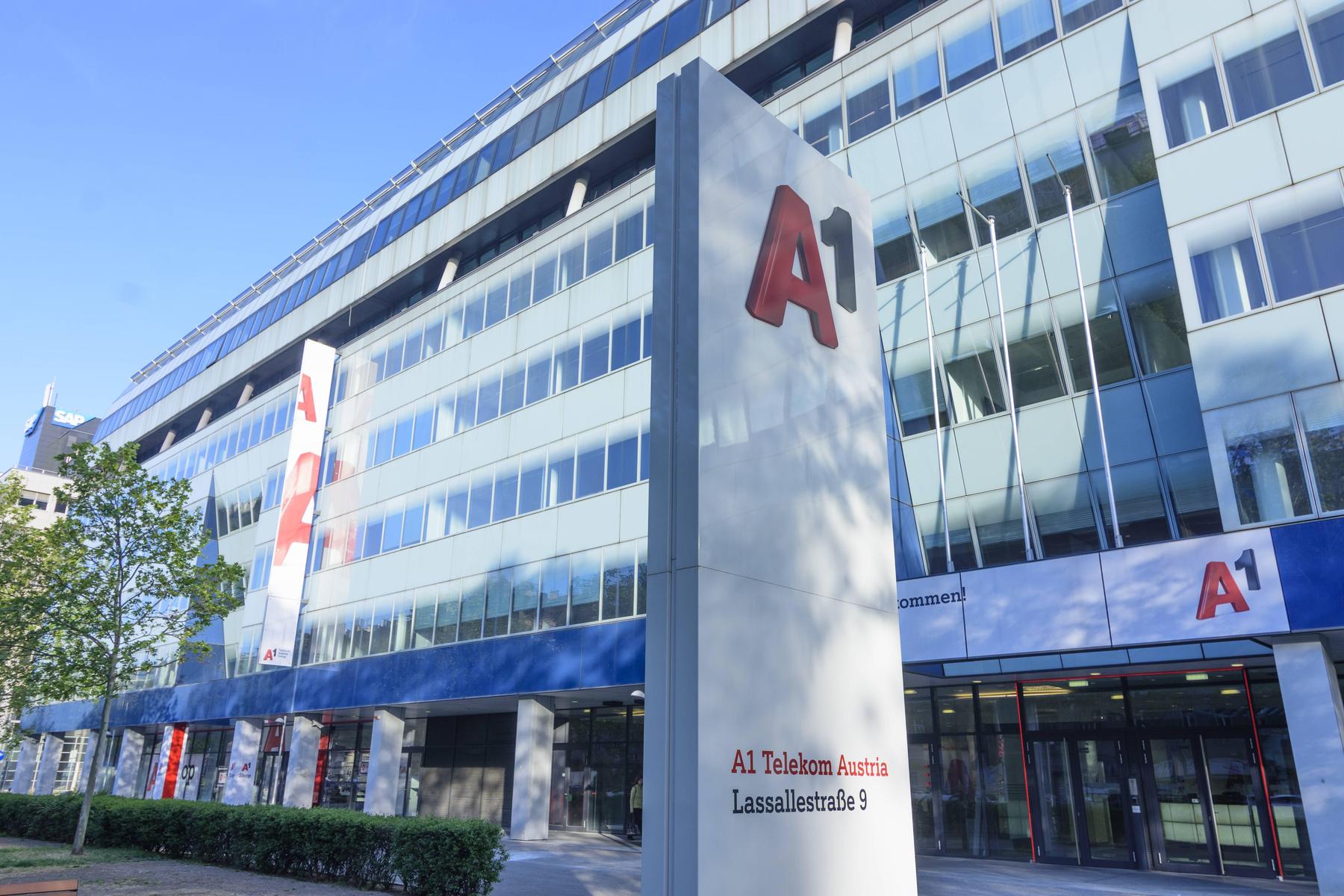 Mehr als 300 Stellen weniger  : A1 Telekom Austria: Reorganisation bringt Jobabbau und Verlagerung