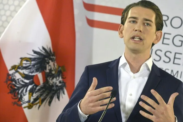 Wie es bei der ÖVP nun weitergeht, könne er heute noch nicht sagen. Dies hänge davon ab, ob seine Vorstellungen "mitgetragen werden", erklärte der JVP-Obmann und diese Entscheidung werde am Sonntag im Bundesparteivorstand getroffen.