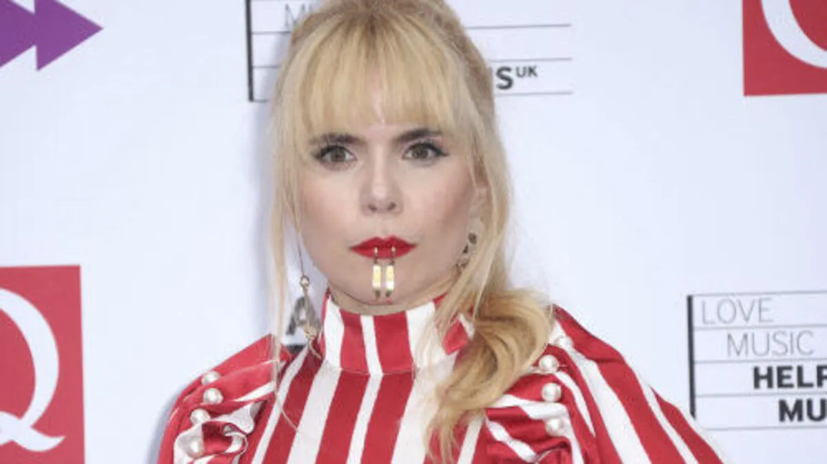  Paloma Faith